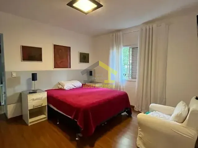 Casa com 600m² 4 quartos e 7 banheiros, à venda, no bairro Jardim do Golf I em Jandira