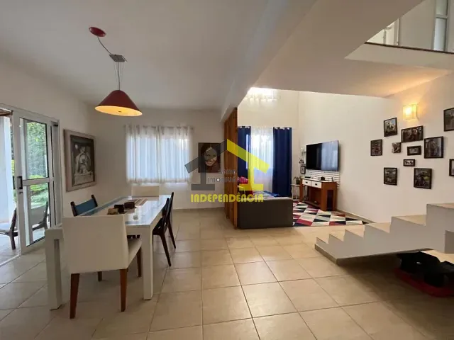 Casa com 600m² 4 quartos e 7 banheiros, à venda, no bairro Jardim do Golf I em Jandira