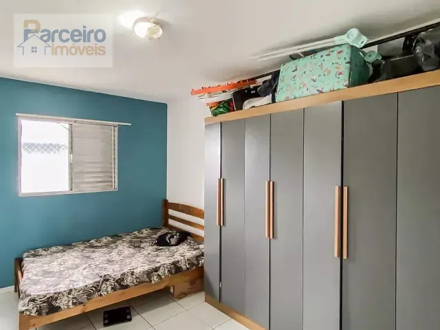 Casa com 75m² 2 quartos e 1 banheiro, à venda, no bairro Vila Araguaia em São Paulo