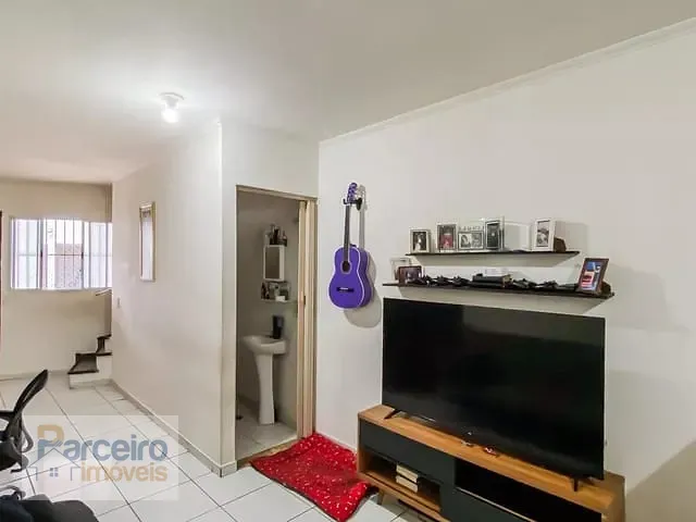 Casa com 75m² 2 quartos e 1 banheiro, à venda, no bairro Vila Araguaia em São Paulo