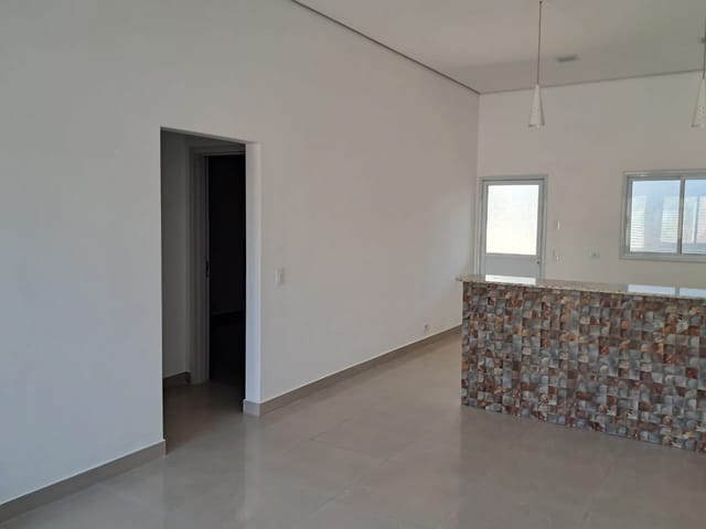 Casa 2 quartos e 2 banheiros, à venda, no bairro Residencial Quinta dos Vinhedos em Bragança Paulista
