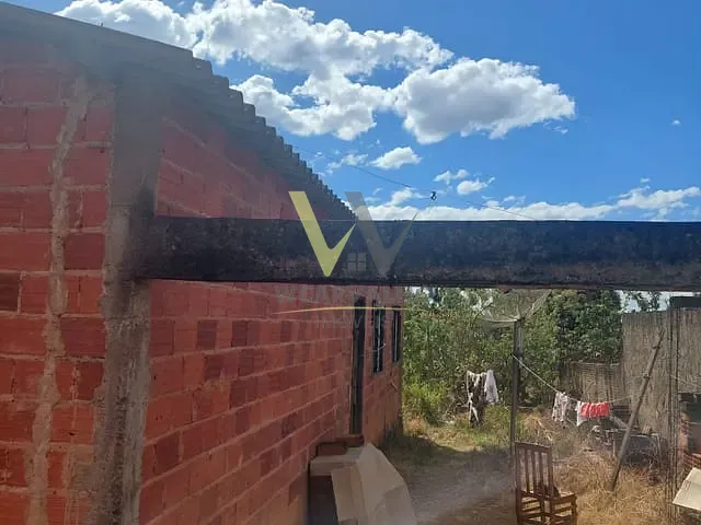 Casa com 360m² 3 quartos e 1 banheiro, à venda, no bairro Parque Iracema em Anápolis