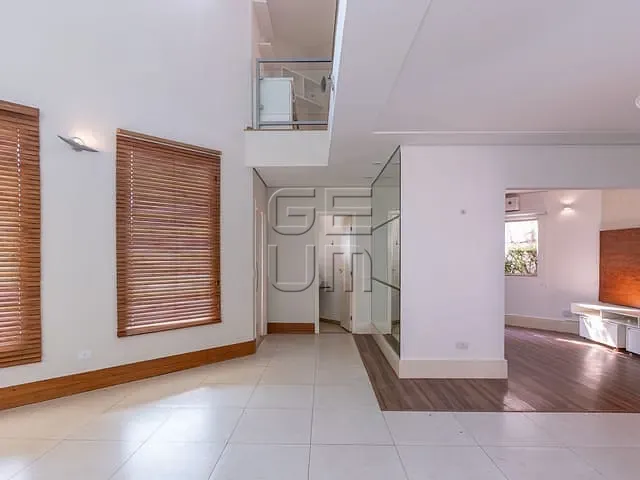 Casa com 300m² 3 quartos e 4 banheiros, à venda, no bairro Condomínio Vale do Arvoredo em Londrina