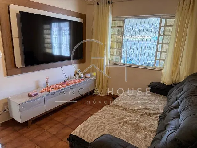 Casa com 250m² 5 quartos e 3 banheiros, à venda, no bairro Independência em Ribeirão Preto