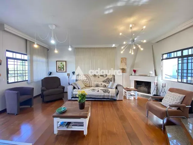 Sobrado com 603m² 4 quartos e 4 banheiros, para alugar, no bairro Estrela em Ponta Grossa