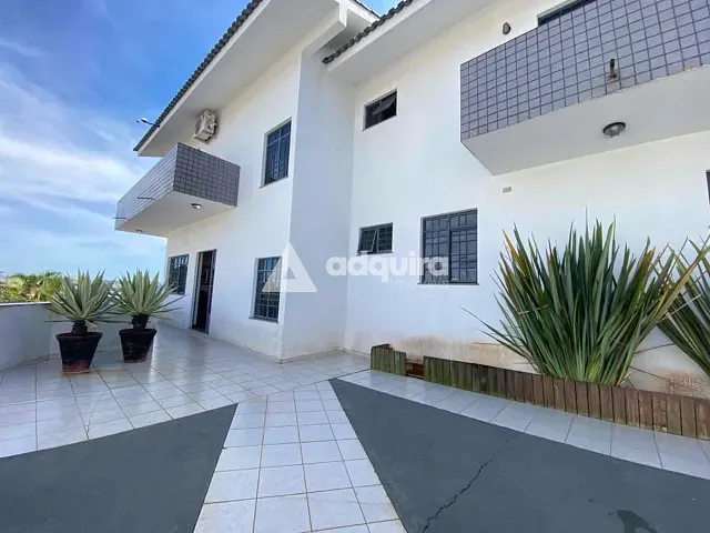 Sobrado com 603m² 4 quartos e 4 banheiros, para alugar, no bairro Estrela em Ponta Grossa