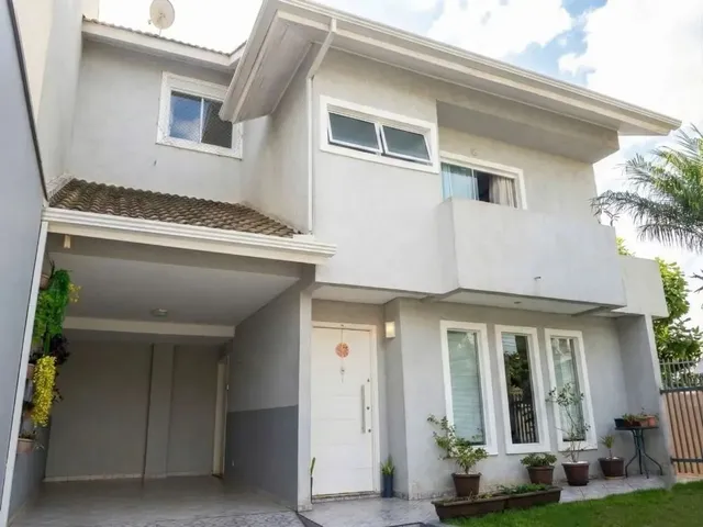 Casa com 187m² 4 quartos e 4 banheiros, à venda, no bairro Santa Felicidade em Curitiba