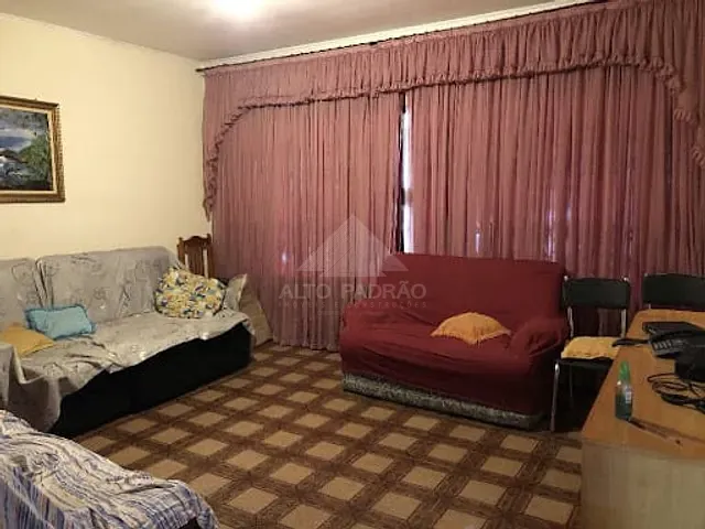 Casa com 230m² 2 quartos e 1 banheiro, à venda, no bairro Jardim Zaira em Mauá