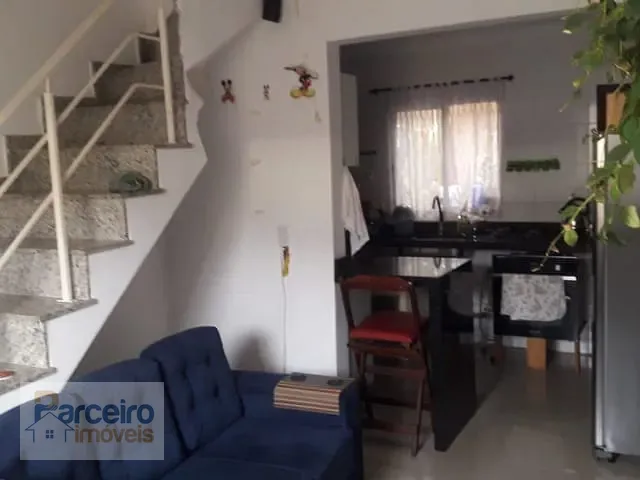 Casa com 80m² 2 quartos e 1 banheiro, à venda, no bairro Vila Paranaguá em São Paulo