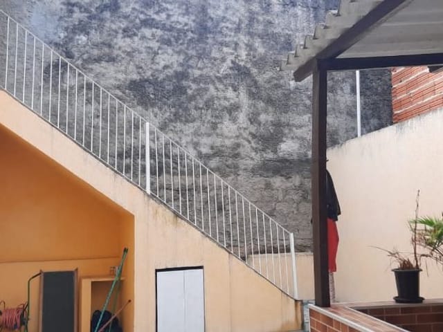 Casa com 171m² 4 quartos e 2 banheiros, à venda, no bairro Parque Turiguara em Cotia