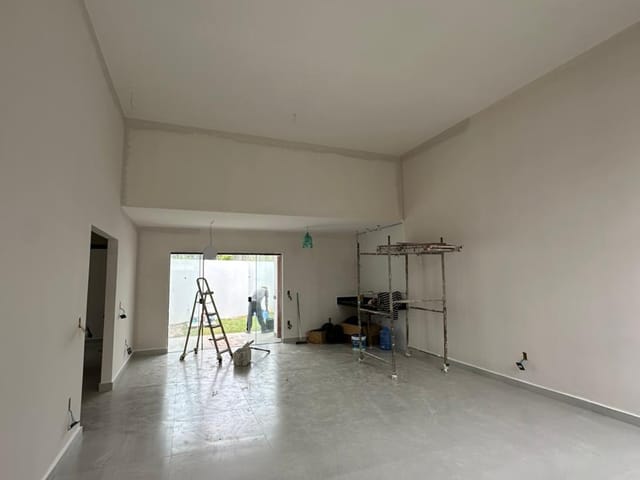 Casa 3 quartos e 3 banheiros, à venda, no bairro Lagoa em Macaé