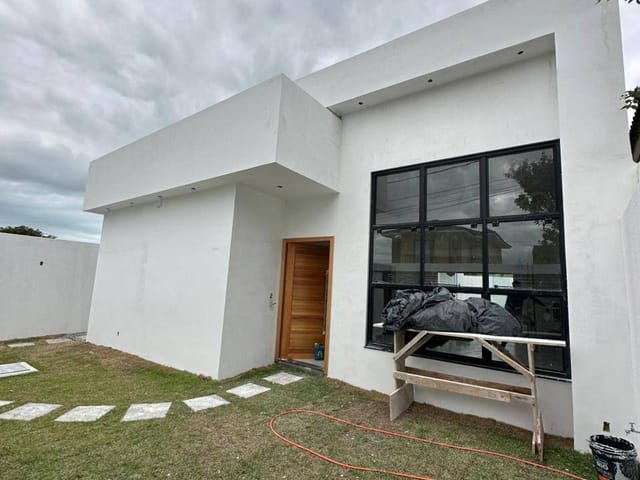 Casa 3 quartos e 3 banheiros, à venda, no bairro Lagoa em Macaé