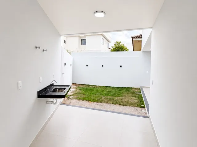 Casa 3 quartos e 3 banheiros, à venda, no bairro Lagoa em Macaé