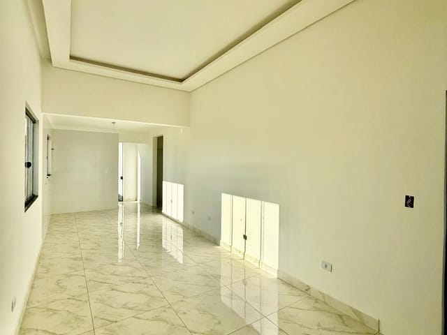 Casa com 98m² 3 quartos e 2 banheiros, à venda, no bairro Cará-cará em Ponta Grossa