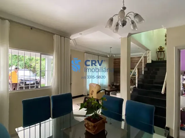Casa com 250m² 3 quartos e 3 banheiros, à venda, no bairro Bandeirantes em Londrina