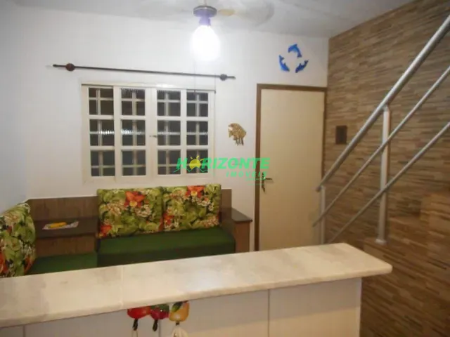 Casa com 100m² 2 quartos e 2 banheiros, à venda, no bairro Martim de Sá em Caraguatatuba