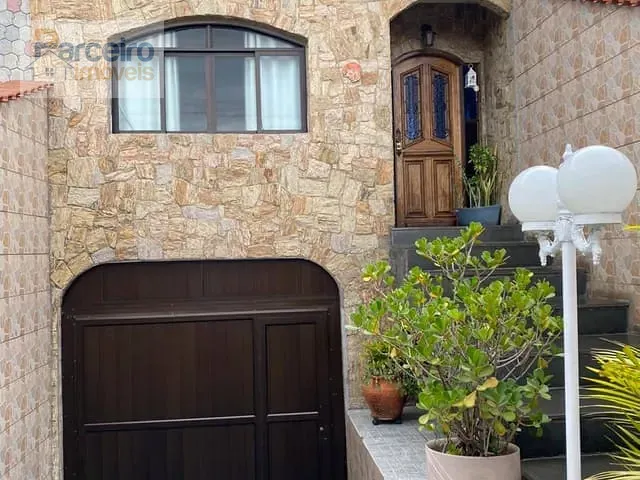 Casa 3 quartos e 2 banheiros, à venda, no bairro Vila Franci em São Paulo