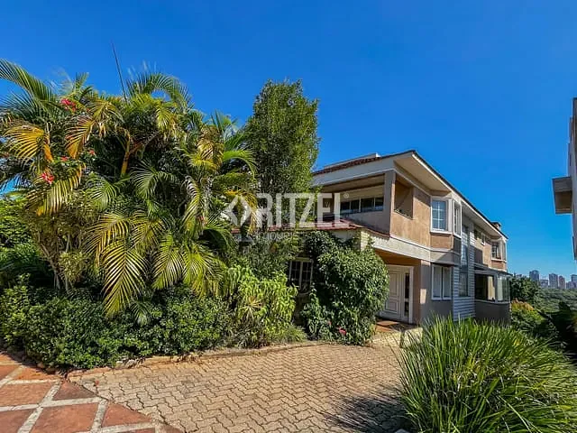 Casa com 533m² 4 quartos e 6 banheiros, à venda, no bairro Hamburgo Velho em Novo Hamburgo