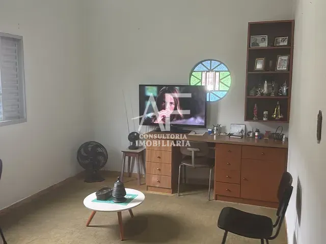 Casa com 345m² 3 quartos e 2 banheiros, à venda, no bairro Jardim das Nações em Taubaté