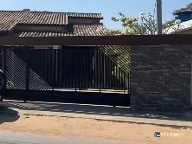 Casa 4 quartos e 2 banheiros, à venda, no bairro Barcelos em São João da Barra