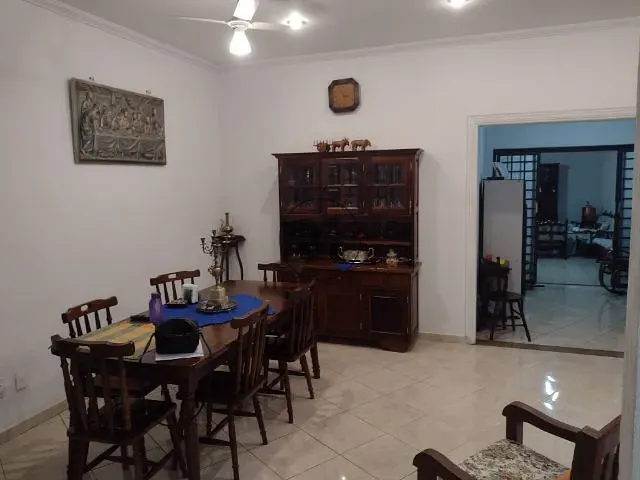 Casa com 300m² 3 quartos e 3 banheiros, à venda, no bairro Parque das Alamedas em Guaratinguetá