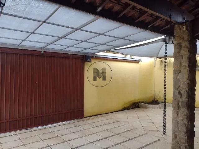 Casa com 300m² 3 quartos e 3 banheiros, à venda, no bairro Parque das Alamedas em Guaratinguetá
