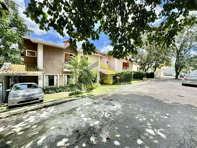 Casa com 453m², à venda, no bairro Parque Ideal em Carapicuíba
