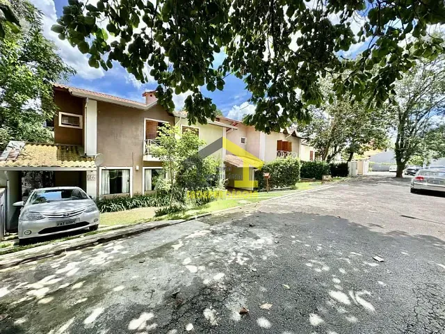 Casa com 453m², à venda, no bairro Parque Ideal em Carapicuíba