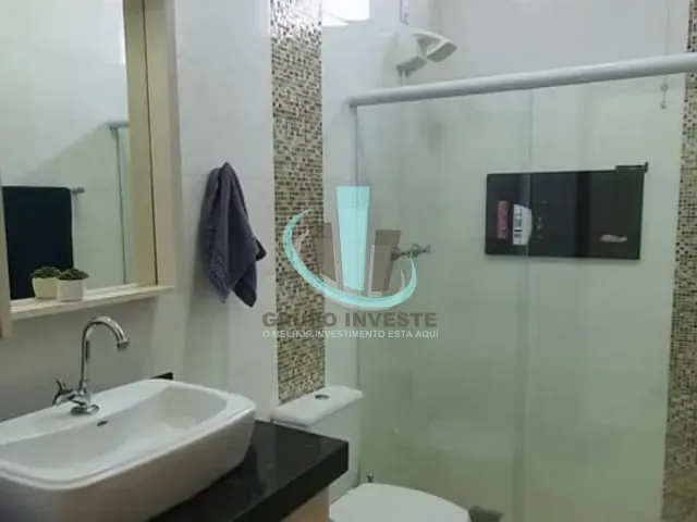 Casa com 200m² 2 quartos e 2 banheiros, à venda, no bairro Jardim Marialice em Araraquara