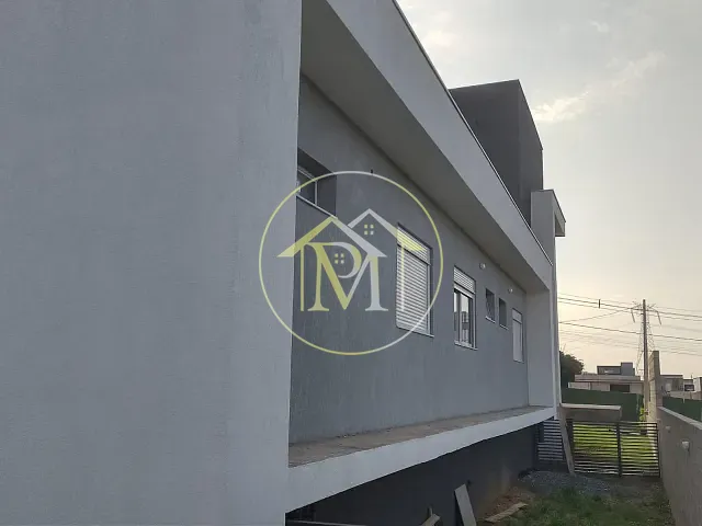 Casa com 1000m² 3 quartos e 4 banheiros, à venda, no bairro Centro em Salto de Pirapora
