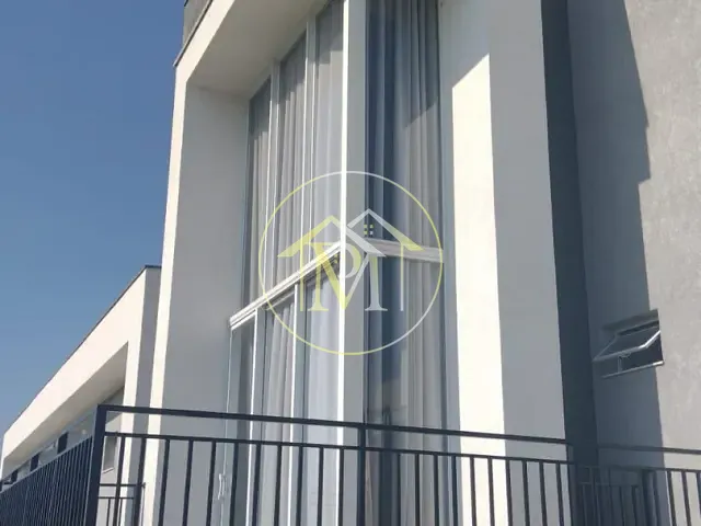 Casa com 1000m² 3 quartos e 4 banheiros, à venda, no bairro Centro em Salto de Pirapora