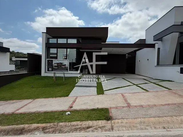 Casa com 327m² 3 quartos e 4 banheiros, à venda, no bairro Loteamento Residencial Fazenda Casa Grande em Taubaté