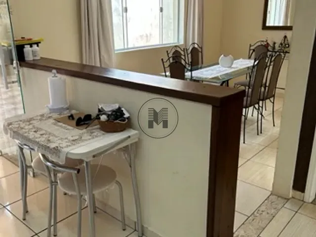 Casa com 250m² 2 quartos e 2 banheiros, à venda, no bairro Jardim David Fernandes Coelho em Guaratinguetá