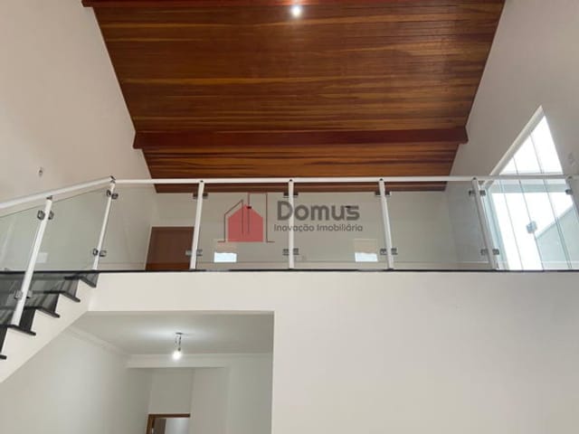 Casa com 225m² 3 quartos e 1 banheiro, à venda, no bairro Parque Esperança em Taubaté