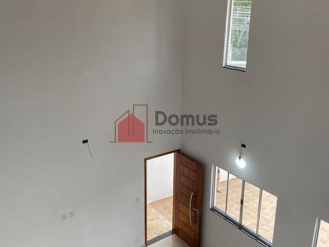 Casa com 225m² 3 quartos e 1 banheiro, à venda, no bairro Parque Esperança em Taubaté