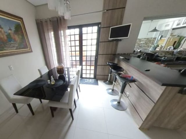 Foto do Casa - Casa com 3 dormitórios à venda, 200 m² por R$ 910.000,00 - Jardim América - São José dos Campos/SP | INDEPENDENCE NEGOCIOS IMOBILIARIOS LTDA
