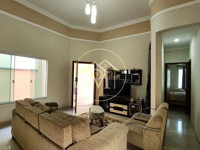 Casa com 250m² 3 quartos e 5 banheiros, à venda, no bairro Iporanga em Sorocaba