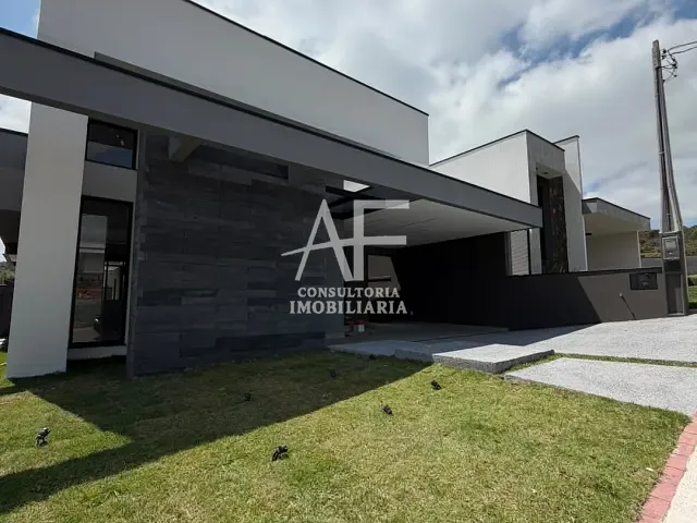 Casa com 327m² 3 quartos e 5 banheiros, à venda, no bairro Loteamento Residencial Fazenda Casa Grande em Taubaté