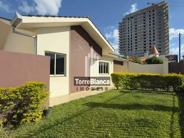 Casa com 300m² 4 quartos e 3 banheiros, à venda, no bairro Órfãs em Ponta Grossa