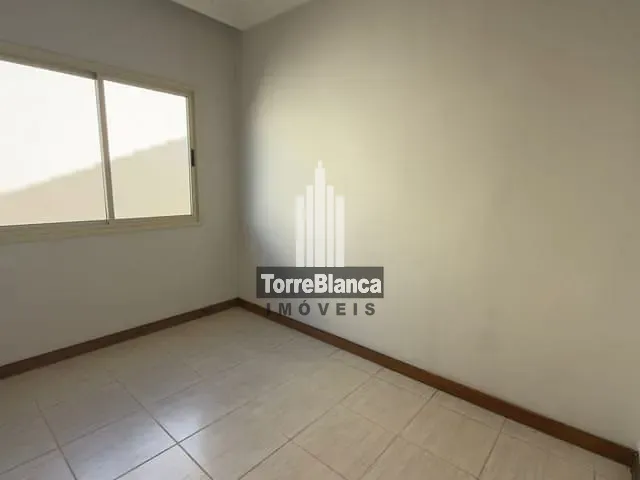 Casa com 300m² 4 quartos e 3 banheiros, à venda, no bairro Órfãs em Ponta Grossa