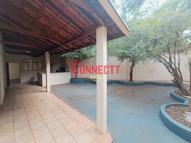 Casa com 622m² 4 quartos e 2 banheiros, à venda, no bairro Sumarezinho em Ribeirão Preto