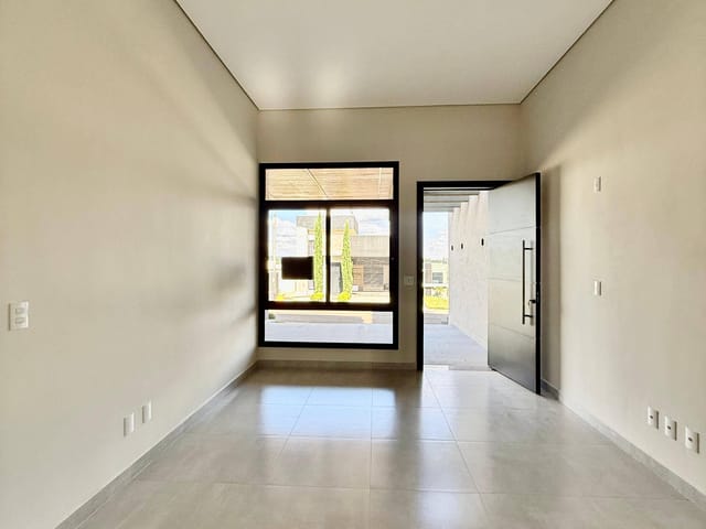 Casa com 136m² 3 quartos e 2 banheiros, à venda, no bairro Contorno em Ponta Grossa