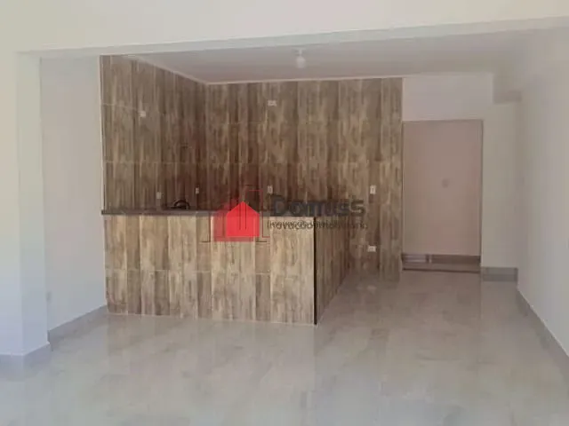 Casa com 204m², à venda, no bairro Res. Santa Clara em Pindamonhangaba