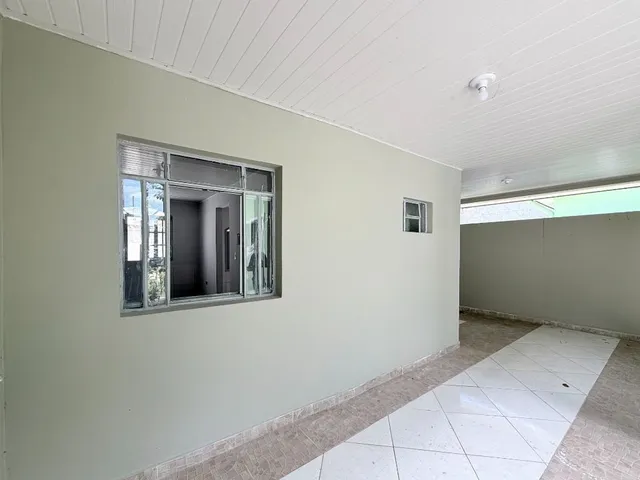 Casa com 50m² 1 quarto e 1 banheiro, para alugar, no bairro São Braz em Curitiba