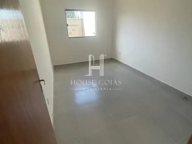 Casa com 115m² 2 quartos e 2 banheiros, à venda, no bairro Residencial Buena Vista IV em Goiânia