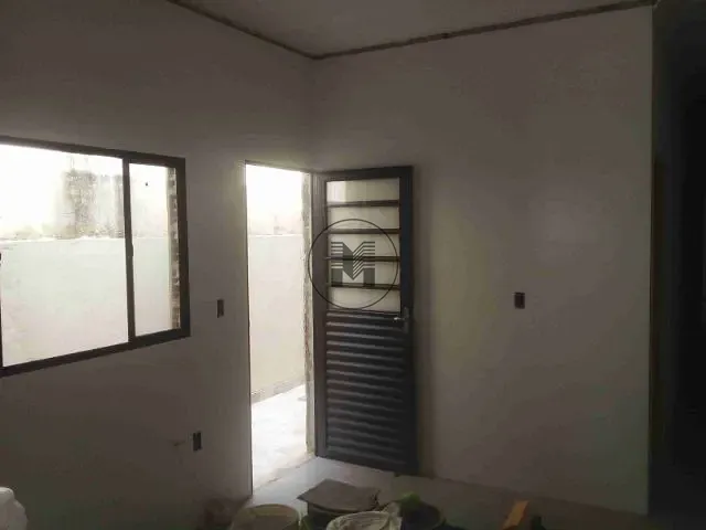 Casa com 150m² 2 quartos e 2 banheiros, à venda, no bairro Jardim Aeroporto em Guaratinguetá