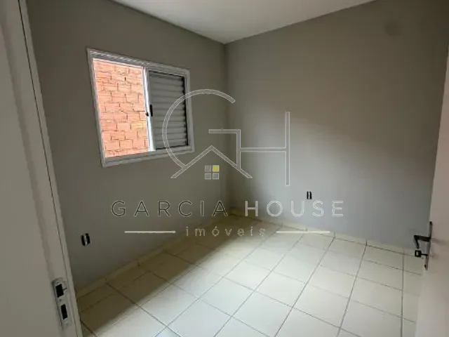 Casa 2 quartos e 1 banheiro, à venda, no bairro Jardim Cristo Redentor em Ribeirão Preto