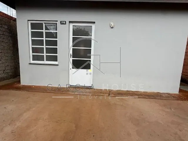 Casa 2 quartos e 1 banheiro, à venda, no bairro Jardim Cristo Redentor em Ribeirão Preto