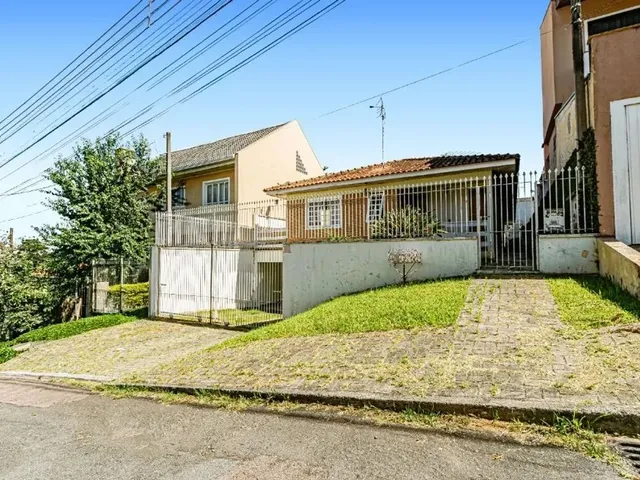 Casa com 432m² 3 quartos e 4 banheiros, à venda, no bairro Santo Inácio em Curitiba