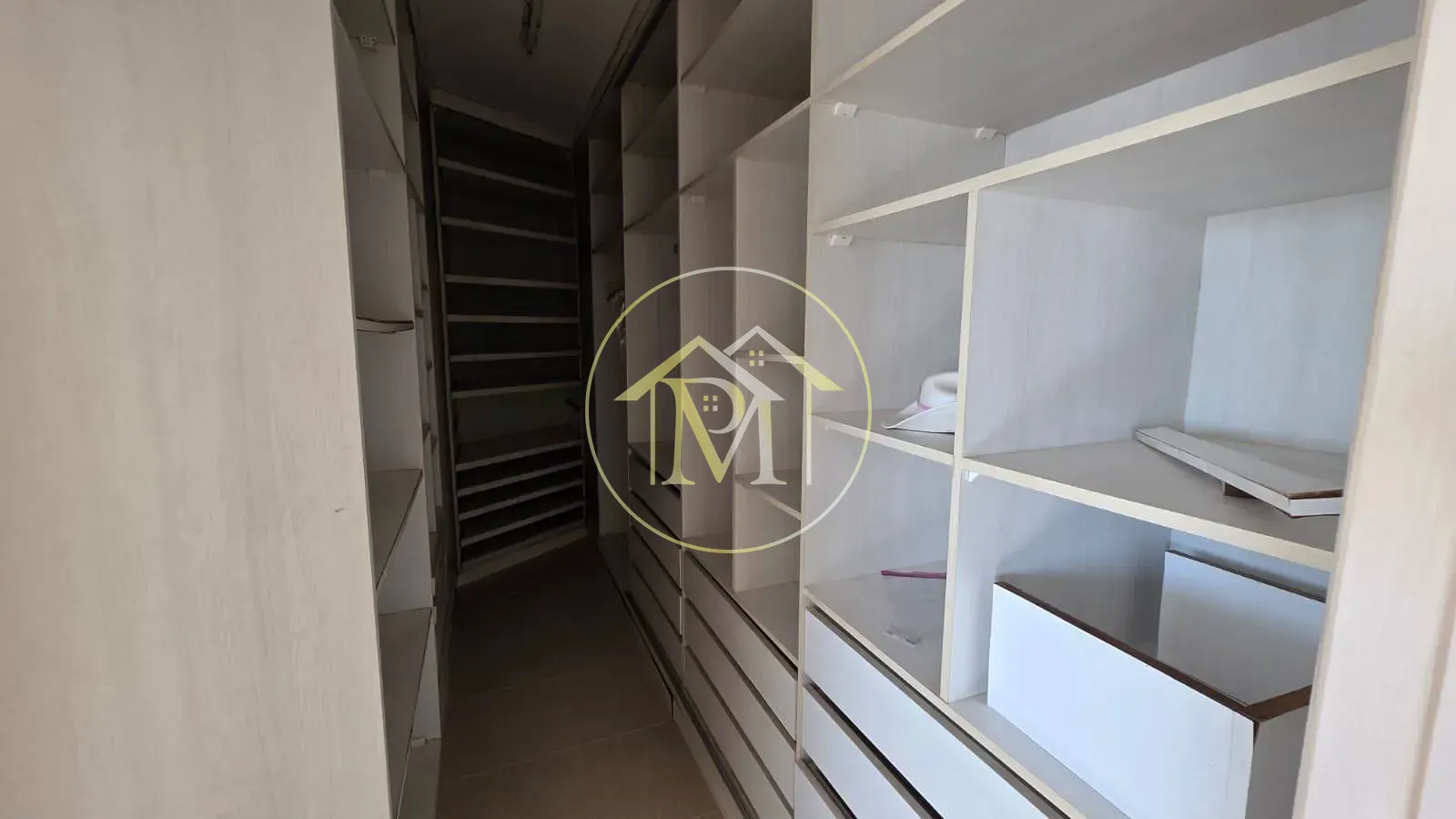 Casa, 3 quartos, 330 m² - Foto 4